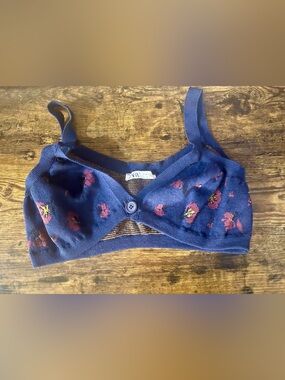Adorable Zara Navy Knit Cardigan crop top